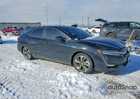 2018 Honda Clarity z USA, uszkodzony, nr VIN JHMZC5F17JC015816